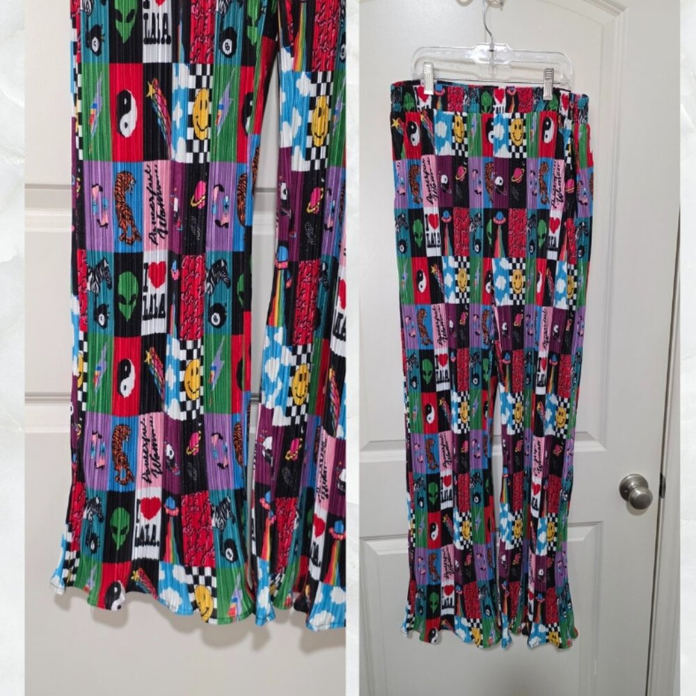 Patchwork Print Plisse Set - Picture 3 of 15